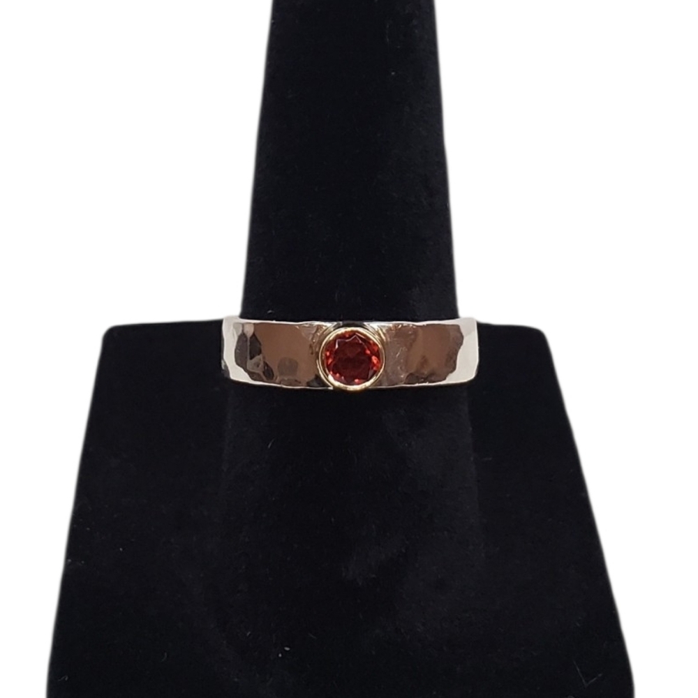 Peter James Sterling Silver & 14K Red Garnet 4mm Hammered Band Ring - Size 6